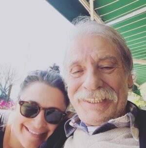 Esra Dermancıoğlu Instagram - Benim güzelim Civanım özlem duygumu şaha kaldıran nadir insan... bu cümleyi okuduğunu biliyorum:) Beni gördüğünü ve kıkır kıkır güldüğünü :)
Seni seviyorum ...... Civan noktaları sen doldurursun artık:) 🤍🤍🪽🪽