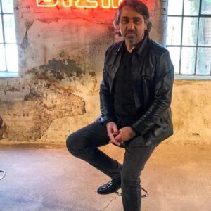 Eşref Ziya Terzi Instagram - @alperkis ın hazırlayıp sunduğu
"Şarkımız Bizim" programı yakında TRT Müzik'te
.
.
#eşrefziya #esrefziya #esrefziyaofficial  #esrefziyaterzi #ezgi #müzik #music #esrefziyafan #eskimeyenezgiler #özgünmüzik #eşrefziyaterzi  #eşrefziyaezgileri #EZgilerKonuşsun #canlı #klasikeser #vazgeçilmezlerden #esrefziyasözleri #eşrefziyasözleri #ezgi #ezgiler #ezgilervemarşlar  #konser #alperkış #marmaramüzik  #program #trt #trtmuzik #şarkımızbizim