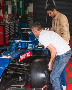 Esteban Ocon Instagram - My @alpinef1team race winning car has a new home 💙 an extremely special day as we welcome the Hungarian GP A521 to the family garage! 🏆