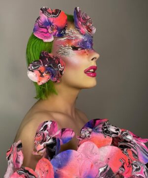 Etcetera Etcetera Instagram - groundbreaking florals for spring <3 look created using the insane artistry of @acid.flwrs #gifted