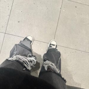 Ethan Cutkosky Instagram - *[▻: :◅]*