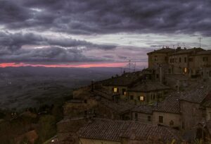 Ethan Embry Instagram - Just another Tuscan sunset...seen one ya know.
