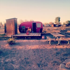 Ethan Embry Instagram - Marfa is taking good care of me tonight. #ElCosmico