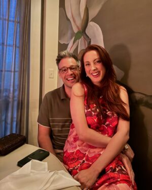 Eva Amurri Martino Instagram - Spent the weekend celebrating my wonderful husband turning 40!!!! ❤️✨🏎️🍽️🍸🎈🕹️ I may not have been around for all of his years, but I’m so grateful we get to spend the best years together. There is nobody who deserves happiness more than him 🥹

We started off racing go carts, winning tickets and stuffed animals at the arcade, and having fun like kids with family and his oldest friends (college roommates! omg!). Ian got top score of the day in racing and top 4 of all time 👀🏆

Then we made our way to the most gorgeous and delicious dinner at @artisansouthport, with a four course tasting menu, so much laughter and stories shared, and a little deranged table surprise by yours truly 😂🤪.

What a special time soaking up all the love. ☺️