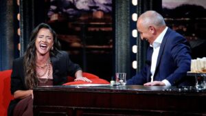 Eva Burešová Instagram - Show Jana Krause už dnes ! 
Tak jsem už po třetí přijala pozváni do této show a bylo to moc milé. 
Takhle,… o mé práci se moc nedozvíte, protože s ženskejma se v talkshow většinou evidetně řeší makeup, štíhlá linie, manželství a děti, ale !!!! Alespoň vám na konci zazpívám, tak si vydržte 😀❤️