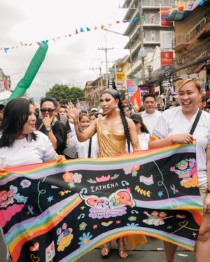 Eva Le Queen Instagram - Pride is and will always be a protest. #LoveLaban2Everyone🏳️‍🌈 

Special thanks to @athenacareersph.