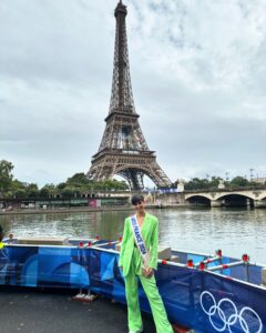 Actress Ève Gilles HD Instagram Photos and Wallpapers August 2024