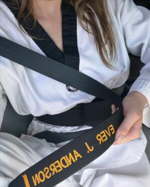 Ever Anderson Instagram - 11 years laterrrr
@junchongmartialarts this is THE studio if you are looking to do TKD in LA. this is to all the ladies, start training the confidence you get is invaluable, and to all the parents your daughters in Taekwondo. Thanks mom and dad 👽