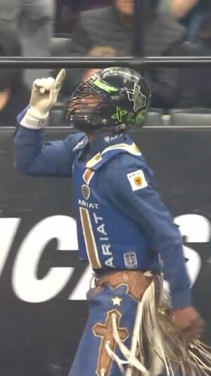 Ezekiel "Blue" Mitchell Instagram - Ezekiel Mitchell was firing on all 8 cylinders tonight!