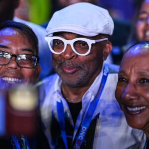 Fabienne Colas Instagram - What a great time to be alive! To Democracy, Hope, Freedom, Class, Respect, and Joyyyyyyyyyy!!!! The Captain gets to set the tone, and Kamala Harris did at the Democratic National Convention 2024. The energy is through the rooof and is so contagious: from Lil Jon to Spike Lee, from Steve Wonder to Oprah, from the Obamas to the Clintons... #SoProud #KamalaHarrisForPresident #DNC