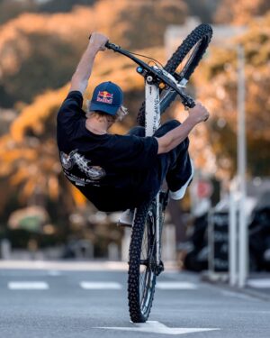 Fabio Wibmer Instagram - It‘s an homage  to my favourite bike of all time - The Guardian Angel. 
It deserved it‘s own clothing drop for all the things I‘ve been doing with it 🙏

The drop is now out for everyone on www.sick-series.com

Cheers everyone for the support ❤️‍🔥