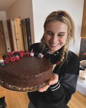 Fabio Wibmer Instagram - Not gonna lie this felt weird not beeing on the bike here in @saalbach_com ❄️😄 Fun day celebrating my girls birthday 🎉  @marthaliversedge 
Always a treat coming to Saalbach 🔥👌
Also brought back some good memories from Fabiolous Escape 2!