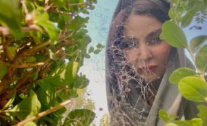 Faghiheh Soltani Instagram - در دام طبیعت ، به رنگ برگ🙃🕸🕷
🍂🌾🌳🌱🌿🌲☘️💚🪵🌞🌼🪨🍄🌴
@faghihehsoltani
قربون دلای قشنگتون 🙌♥️