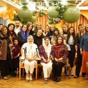 Faghiheh Soltani Instagram - در این روزهای غریب 
وجود و حضور شما عزیزان دلم
مایه ی امید و خوشبختی ست .. 

تنها خودمان میتوانیم لحظاتمان 
را زیبا و ناب بسازیم ♥️
✔️ تولد دکتر محبوب قلبمون :
#دکتر_ایرانچی 
و هنرمندان گرانقدر : 
#مهیمن_پوراندخت 
#شهناز_شجاعی 
و 
#کامران_تفتی 

@kamrantaftiofficial 
@zahrasaeidi25 
@dr_iranchi 
@kathy_nikpouy 
@faribatalebi 
@negin_sedgh_gooya 
@fakhrisoltani1 
@noura_hashemi 
@rabeh_oskouie 
@somayehmirmajidi_beauty_salon 
@shahnazshojaei 
@nazaninn59 
@nazlii.amini 
@bakt.ir.ro 
@runak_rezaeinezhad 
@Keyxosrow
@shiva.khosroumehr 
@shivapakniat_makeupartist 
@Saeidehaghouei
@mozhde.arjmand_peyvand
@larissa_morad 
#اکرم_محمدی 
#افسر_اسدی 

با تشکر ویژه از رفیق نابم که باعث‌اصلی این اتفاق مبارک بود #کتایون_نیکپوی 
و

با تشکر از اسپانسر های گرامی 
که این شب زیبا رو برای ما رقم زدن 👌🏻👑🎂🎈🎊🎁🎉
@keymode
@gol_dezire
@atrias_restaurant
عکاس 
@photomhmmd
@edrisbaghdadchiofficial

#بازیگران#بازیگران_زن #بازیگران_محبوب #دکتر_ایرانچی#تولد#مراسم