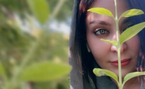 Faghiheh Soltani Instagram - در دام طبیعت ، به رنگ برگ🙃🕸🕷
🍂🌾🌳🌱🌿🌲☘️💚🪵🌞🌼🪨🍄🌴
@faghihehsoltani
قربون دلای قشنگتون 🙌♥️