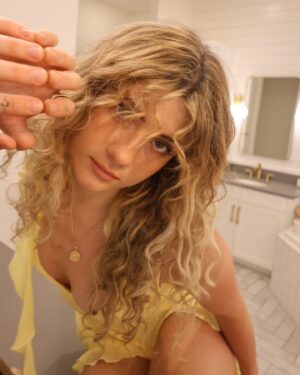 Faith Ordway Instagram - yellow sus