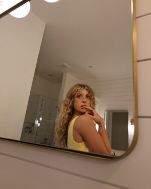 Faith Ordway Instagram - yellow sus