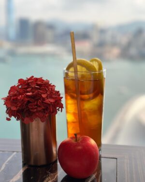 Fala Chen Instagram - Very few places in the world can beat the panoramic view of the gorgeous Victoria Harbor. Our stay and filming at @grandhyatthongkong and as unforgettable. 💚💜 Thanks for everything! 
#Hongkong #hotels #BeMoreGrand #PlateauSpa