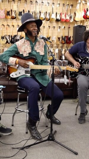 Fantastic Negrito Instagram - @FantasticNegrito featuring @thefunk_father @skthemusician and @andrew_levin_music playing “Son of a Broken Man” LIVE here at #NormansRareGuitars!!! 🔥🔥🔥 Make sure you check them out on tour!!!

**MUST WATCH FULL VIDEO ON OUR @YOUTUBE, link in bio!