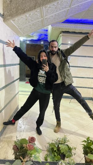 Farah Anany Instagram - كل سنة وانتي جنبي ومعايا وأحلى حاجة في حياتي..
كل سنة وانتي مخلية حياتي مليانة بهجة بروحك الحلوة وشقاوتك وخفة دمك، ووقت الجد في ضهري وأجدع من ١٠٠ راجل..
كل سنة وانا فخور بيكي وبكل نجاح بتحققيه وكل خطوة بتاخديها ناحية حلمك..
كل سنة وانتي وش الخير عليا وبتفائل دايماً بوجودك جنبي..
كل سنة وانتي طيبة يا حبيبتي وان شاء الله تبقى سنة جميلة زيك ومليانة خير وتحققي فيها أكتر من اللي نفسك فيه..
بحبك يا بسكوتة ❤️❤️