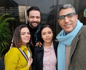 Farid Regragui Instagram - C'est parti...nouvelle expérience..nouvelle aventure ...merci si driss pour la confiance @mrini.driss.
@ahlamatir @graigaa_hajar_officiel
@sanaa_bahaj.actrice @mourad_hmimou
@al_oula1 
#tournage #acteur #actrice #morocco #artistes #rabat #salé