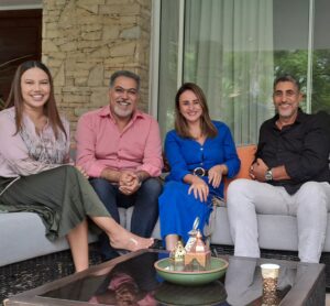 Farid Regragui Instagram - C'est parti pour une nouvelle expérience réalisé par notre cher si abderahmane Tazi.
@mohammedabderrahman.tazi 
@hassnaamoumni @seddik_mekouar @rajae_kharmaz
@2mtv
#telefilm #cinema #acteur #comedie #maroc #rabat #tournage