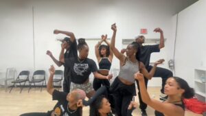 Fatima Robinson Instagram - After 6 weeks in Europe and a 12 hour connection flight I landed in LA went straight to rehearsal and created this with my team.  The minute I heard it I saw it….dancers in silhouette…..camera finds Donald on  a raised platform….when the music changes they walk forward….camera follows them as they walk around….
The vocals are so beautiful @donaldglover 
Sometimes simple and clean is best.
Thank you Team @iamtiarivera you killed that Good Kisser @iamdjdubz for always being the best editor and cameraman @tianatoday for making our life easier @itsallmarvelous for the iconic Usher choreo. Can’t forget @aakomon Ushers creative director and former team mate and styling by @harlemhottie 
Musical Director @adamblackstone
Thanks everyone @jessecollinsent 
Congratulations @usher 
Makes me happy to see you happy.