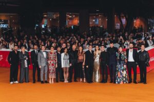 Federica Sabatini Instagram - Domenica abbiamo chiuso l’ultima serata del @romacinemafest con la presentazione di SUBURRAETERNA che uscirà su Netflix in 14 Novembre. 
Manca poco. 
Vedrete chi era presente precedentemente in Suburra, ma in questa nuova avventura si sono uniti tantissimi pezzi di cuore, che con il loro meraviglioso lavoro hanno permesso di creare SUBURRAETERNA, arricchendo questa nuova serie e dandoci nuova linfa vitale per raccontare una nuova storia. È un discorso che vale per chi è stato presente sia davanti sia dietro la macchina da presa. 
Il mondo legato a Suburra è una bolla sui generis dove si sono create connessioni, amicizie e affetti che continuano oltre il set - non è scontato. È un regalo, è un piccolo gioiello. 
Come lo è la quantità incommensurabile dell’amore che arriva tramite voi spettatrici e spettatori. 
Per me è sempre mozzafiato vedere quanta vita e passione gira intorno a noi. Grazie dal cuore.
Spero ne avrete cura come ne abbiamo avuta noi, spero gli vorrete bene come gliene abbiamo voluto noi. 
Le emozioni sono tante e dal 14 saranno anche vostre. 

🖤✨ 

@netflixit 

Un grazie come sempre a chi mi affianca tutti i giorni @volver.actor @othersrl @nextmodelsmilan 
Vi amo ❤️