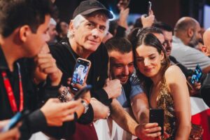 Federica Sabatini Instagram - Domenica abbiamo chiuso l’ultima serata del @romacinemafest con la presentazione di SUBURRAETERNA che uscirà su Netflix in 14 Novembre. 
Manca poco. 
Vedrete chi era presente precedentemente in Suburra, ma in questa nuova avventura si sono uniti tantissimi pezzi di cuore, che con il loro meraviglioso lavoro hanno permesso di creare SUBURRAETERNA, arricchendo questa nuova serie e dandoci nuova linfa vitale per raccontare una nuova storia. È un discorso che vale per chi è stato presente sia davanti sia dietro la macchina da presa. 
Il mondo legato a Suburra è una bolla sui generis dove si sono create connessioni, amicizie e affetti che continuano oltre il set - non è scontato. È un regalo, è un piccolo gioiello. 
Come lo è la quantità incommensurabile dell’amore che arriva tramite voi spettatrici e spettatori. 
Per me è sempre mozzafiato vedere quanta vita e passione gira intorno a noi. Grazie dal cuore.
Spero ne avrete cura come ne abbiamo avuta noi, spero gli vorrete bene come gliene abbiamo voluto noi. 
Le emozioni sono tante e dal 14 saranno anche vostre. 

🖤✨ 

@netflixit 

Un grazie come sempre a chi mi affianca tutti i giorni @volver.actor @othersrl @nextmodelsmilan 
Vi amo ❤️