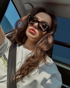 Felicia Sağnak Top 100 Instagram Photos and Posts