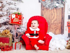 Felipe Colares Instagram - Da minha família para a sua, Feliz Natal! 🎄🎁✨

Rhavi e seu PAPAI Noel.
Para todo sempre, nós 🤍❤️

#marrychristmas #feliznatal #memories #moment