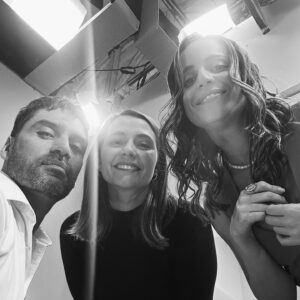 Felipe Contreras Instagram - ALGUNAS DE JUEGO DE ILUSIONES EN BLANCO Y NEGRO ♠️♥️♣️
.
¿ La están viendo ? Aún queda mucha historia por contar !! Los leo 😉
.
.
.
#backstage #blackandwhite #juegodeilusiones