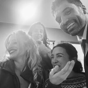 Felipe Contreras Instagram - ALGUNAS DE JUEGO DE ILUSIONES EN BLANCO Y NEGRO ♠️♥️♣️
.
¿ La están viendo ? Aún queda mucha historia por contar !! Los leo 😉
.
.
.
#backstage #blackandwhite #juegodeilusiones