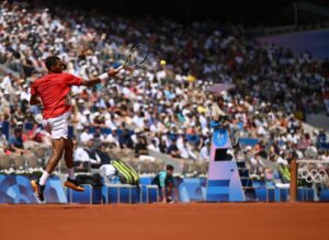 Félix Auger Aliassime Instagram - 2024 Olympics, you were fun 🙌🏽😌🎢

What simultaneously felt like the longest and shortest week of my life was also one of the most memorable. So proud to take home a medal to Canada this time and already counting down the days I get to fight for some more ❤️🇨🇦🥉
See you in 4 years 😉

📸: ITF images via Dubreuil/Kopatsch/Zimmer | #3 Patricia De Melo Moreira | #5 Clive Brunskill