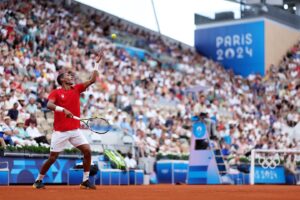 Félix Auger Aliassime Instagram - The dream remains alive 😤❤️ No holding back now 🇨🇦
Semis bound…

📸: Julian Finney | ITF images via Dubreuil/Kopatsch/Zimmer’