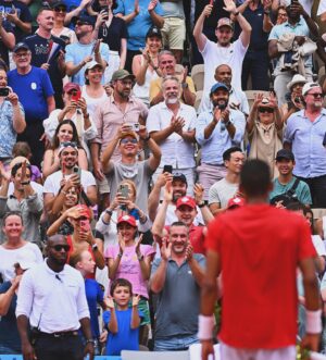 Félix Auger Aliassime Instagram - QF MOOD 😆🙌🏽
The climb continues…ALLEZ 🇨🇦

📷ITF images via Dubreuil/Kopatsch/Zimmer