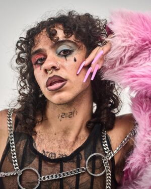Felix Mufti Instagram - for @jamesbeljune music vid ‘poster boy’ 👅 check it out now ! 

pictures: james hinton 
makeup: @ameliaconwaymakeup 
styling: @iamlewlane 
nails: @nudeynails x