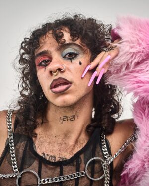 Felix Mufti Instagram - for @jamesbeljune music vid ‘poster boy’ 👅 check it out now ! 

pictures: james hinton 
makeup: @ameliaconwaymakeup 
styling: @iamlewlane 
nails: @nudeynails x