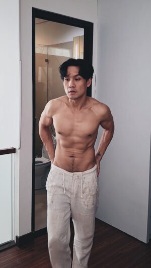 Fendy Chow Instagram - Apa cuma gw doang ya..