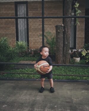 Fendy Chow Instagram - Afternoon with my boy ❤️