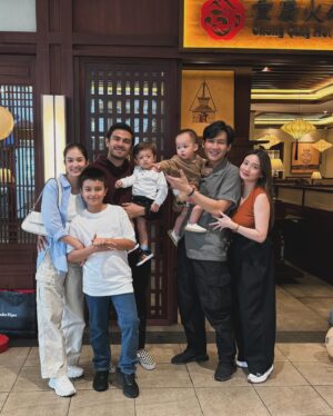 Fendy Chow Instagram - Just a random happy day to start a good year ❤️