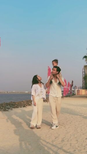 Fendy Chow Instagram - 7 taun udah naga sama anjing, capricorn sama scorpio ini bareng bareng jadi suami istri, what a roller coaster year we had, maybe we both just don’t like to live in a caraousell. 

Happy anniv ya istri, let’s continue this crazy ride til the day we die ❤️