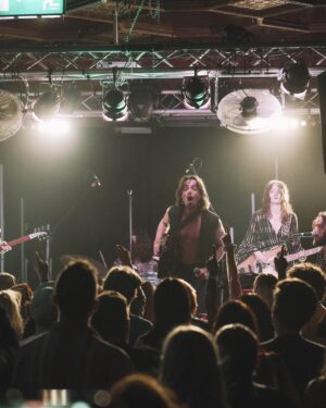 Ferdia Walsh-Peelo Instagram - Some shots from @thefynches show on Tuesday @thesoundhousedublin . What a special evening. Thank you everyone who came out! X 📸 @crispcentral