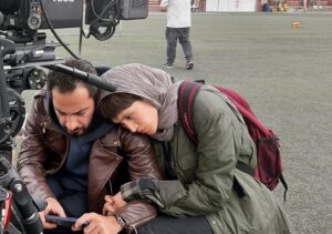 Fereshteh Hosseini Instagram - .
@jangalasfalt.series  backstage with my dearest @navidmohammadzadeh 🎎❤️

📸: @nader_foghani 🌹

پشت صحنه 
@jangalasfalt.series ❤️
@pejmanteymourtash 
@esmaeel_afifeh