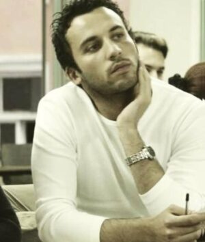 Ferit Aktuğ Instagram - aslında kemikli bi suratım varmış🌠 😁🌠 #20liyaşlarchallenge