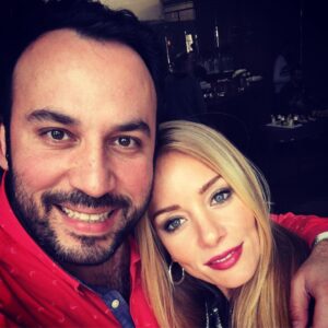 Ferit Aktuğ Instagram - Pelo ve Taytay’ dan sevgilerle ,,, birazdan görüşürüz 🤘🎯😋💃🕺🏻👽😬😋#ufaktefekcinayetler #startv de bu akşam saat 20:00’de💃🕺🏻