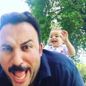 Ferit Aktuğ Instagram - Yeğen ❤️🧡💛💚💙💜 Defne