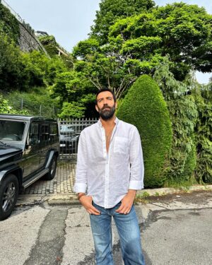 Ferit Kaya Instagram - Sürpriz sonlu değil 🤪
📸 @yasmincerens ❤️