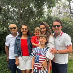Fernanda Machado Instagram - Mais um 4 de Julho super divertido com meus amores!!!!
Feriadão prolongado por aqui! Bom fim de semana pra todos! 😘

It was a very happy and fun 4th of July! 💙❤️🇺🇸🎊🎉 

#happy4th #fun4th #maternidade #omaioramordomundo #minhafamiliameutudo 
#veraocommeusamores