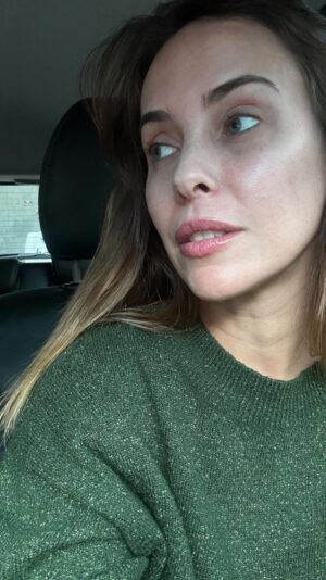 Fernanda Nobre Instagram - Abrindo conversa enquanto espero a hora da terapia 🙃